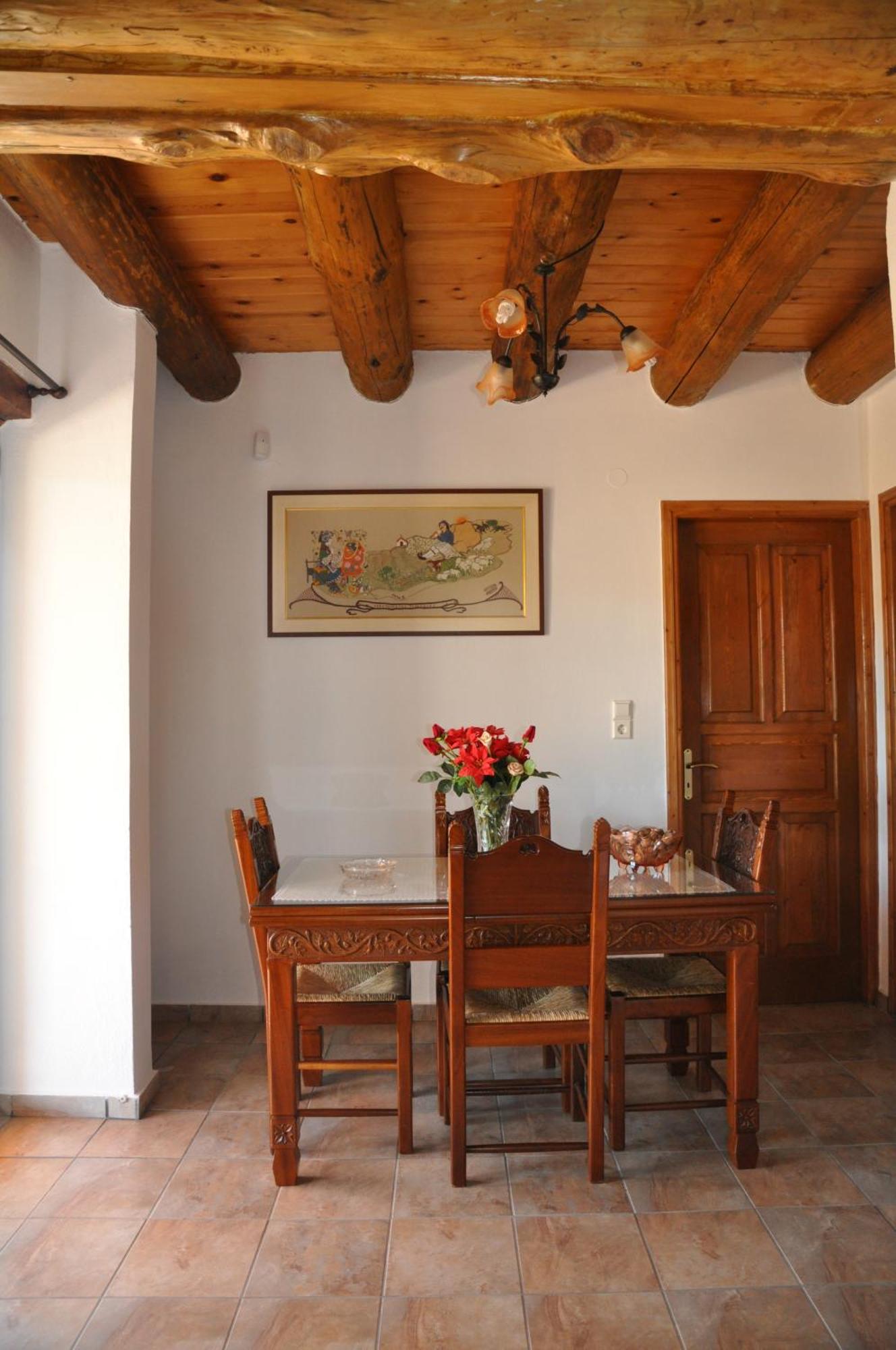 Stratos Villas *