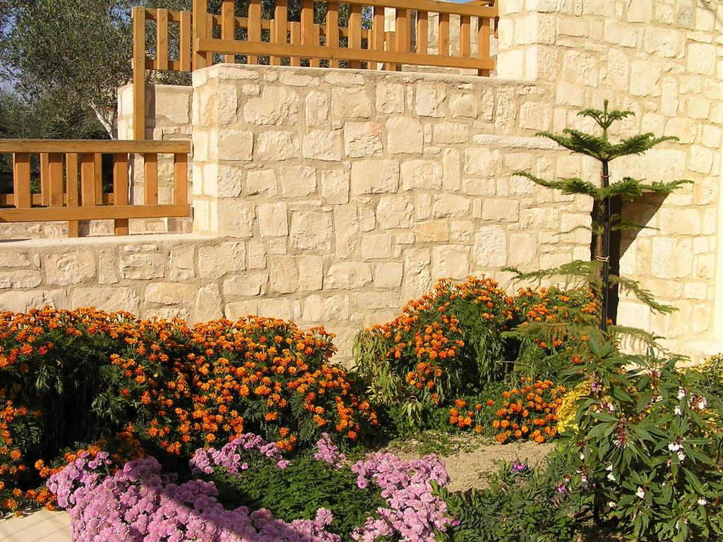 Stratos Villas